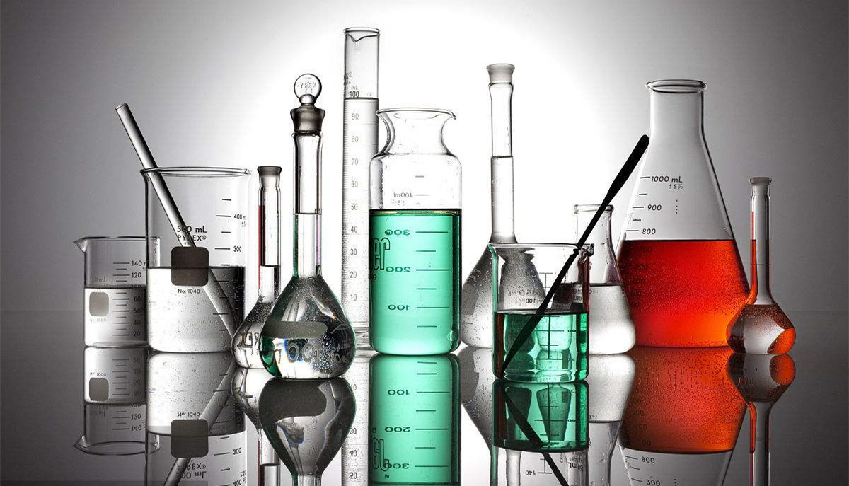 廚房水管破裂傳出刺鼻性氣味,原以為是鄰居家甲醛超標,沒想到是“絕命毒師” 廚房水管破裂傳出刺鼻性氣味,原以為是鄰居家甲醛超標,沒想到是“絕命毒師”