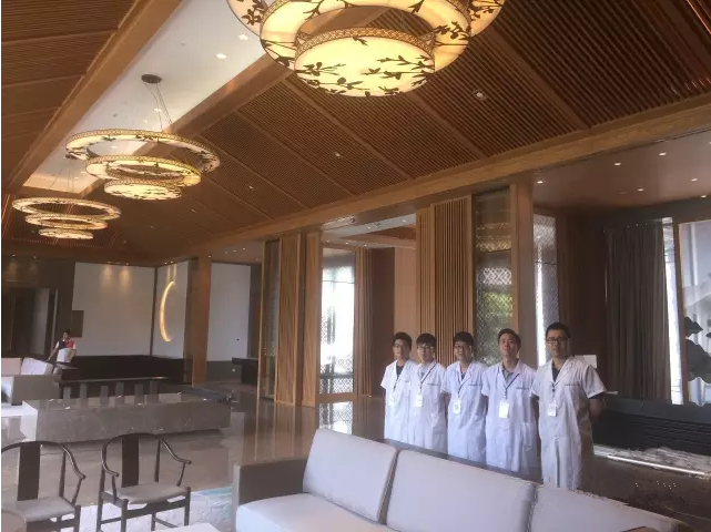 聞所未聞!施工人員治理甲醛居然靠鼻子聞,這樣的假除甲醛公司您還在選嗎? 聞所未聞!施工人員治理甲醛居然靠鼻子聞,這樣的假除甲醛公司您還在選嗎?