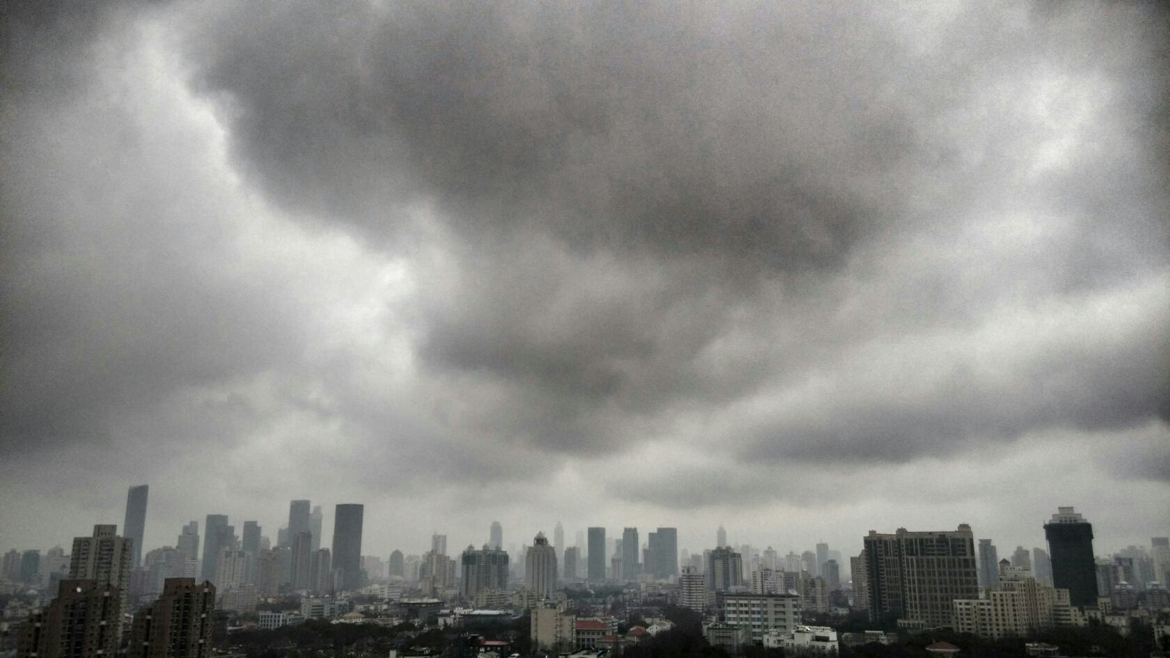 PM2.5污染已經(jīng)進入高發(fā)期保障呼吸健康很重要 PM2.5污染已經(jīng)進入高發(fā)期保障呼吸健康很重要