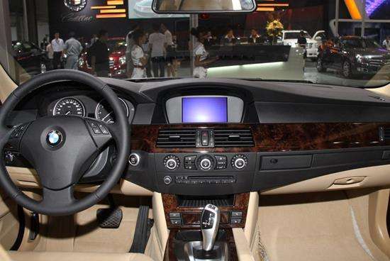 車內為什么會有污染?一起來看看有什么造成車內空氣污染的壞習慣 車內為什么會有污染?一起來看看有什么造成車內空氣污染的壞習慣