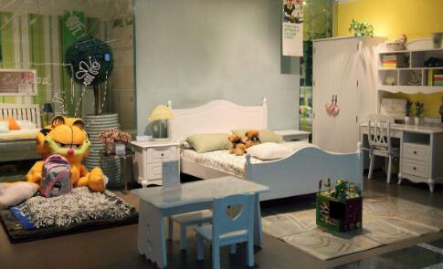 甲醛中毒事件再發(fā)，拿什么保護我們的“花朵”？