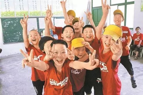 開學倒計時,學校除甲醛讓熊孩子們元氣滿滿迎接新學期! 開學倒計時,學校除甲醛讓熊孩子們元氣滿滿迎接新學期!