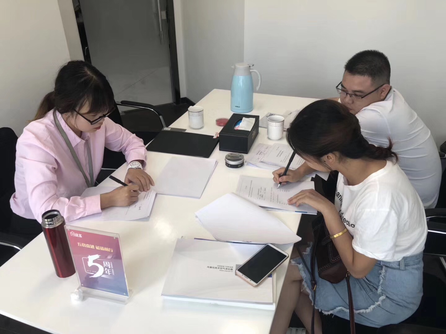 熱烈祝賀范總、顏總簽約創綠家永州市縣級代理！