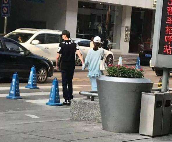 馮紹峰趙麗穎被爆奉子成婚?新婚孕期千萬要注意甲醛超標這個隱形“殺手” 馮紹峰趙麗穎被爆奉子成婚?新婚孕期千萬要注意甲醛超標這個隱形“殺手”