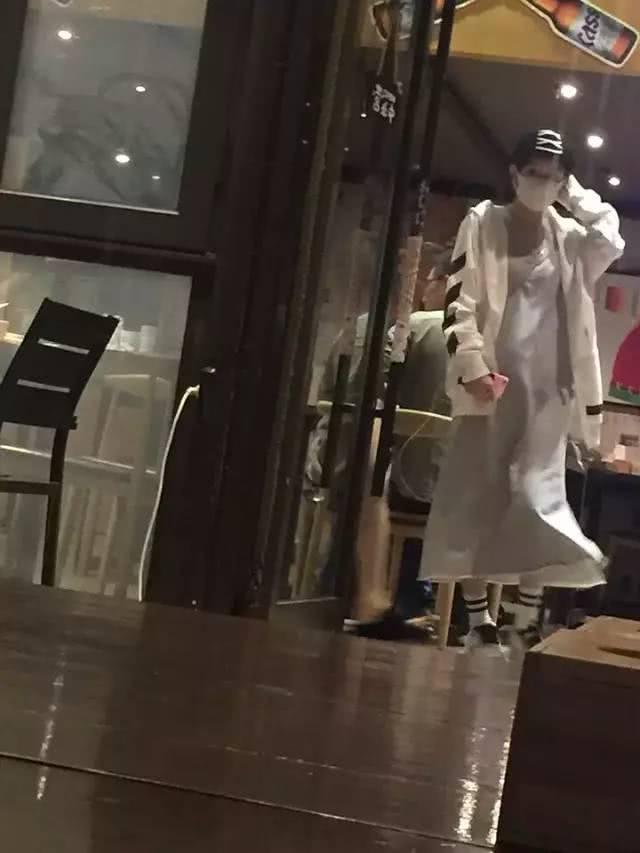 馮紹峰趙麗穎被爆奉子成婚?新婚孕期千萬要注意甲醛超標這個隱形“殺手” 馮紹峰趙麗穎被爆奉子成婚?新婚孕期千萬要注意甲醛超標這個隱形“殺手”