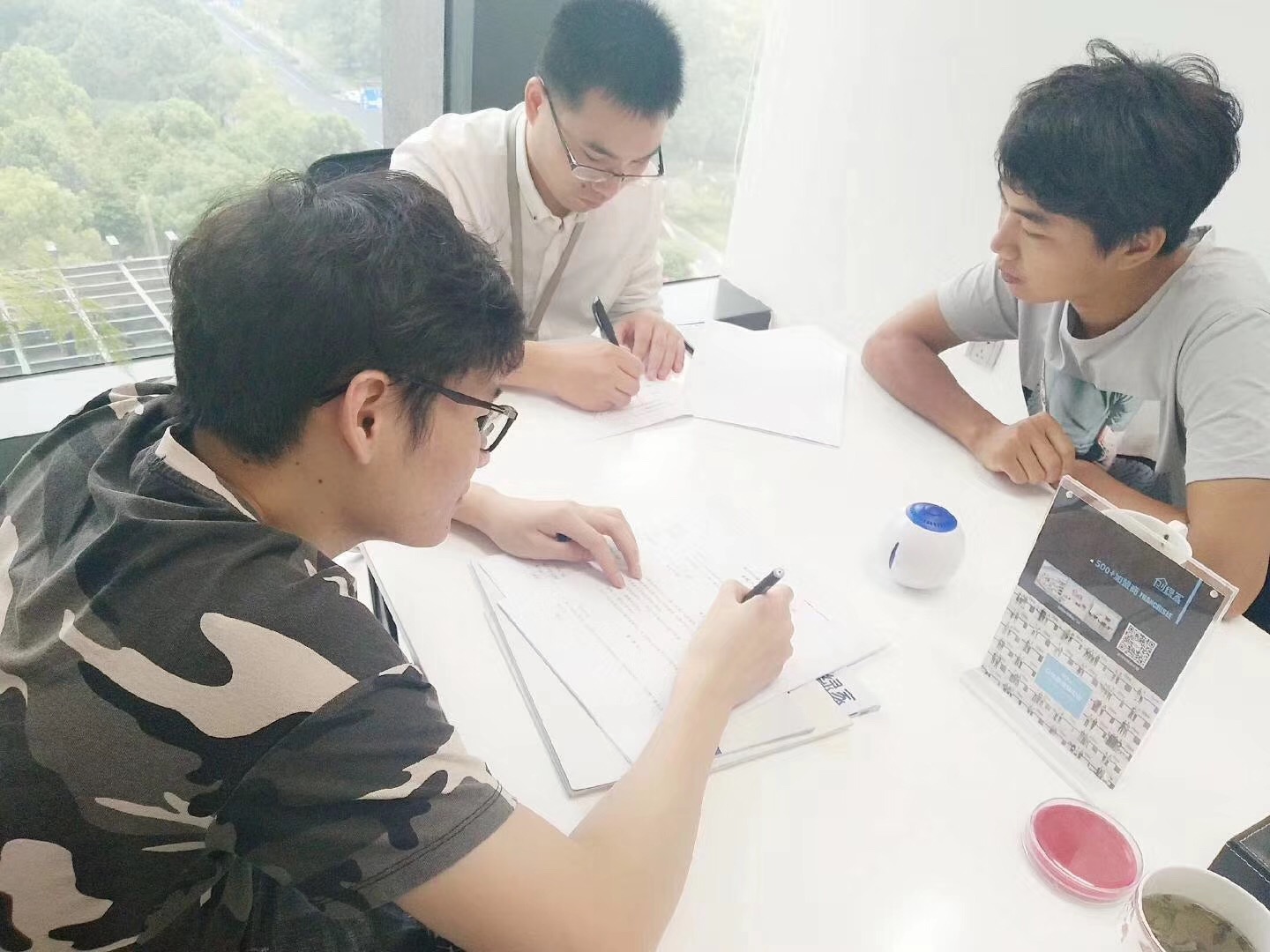 熱烈祝賀葉總團隊簽約創綠家浙江省縣級市代理！