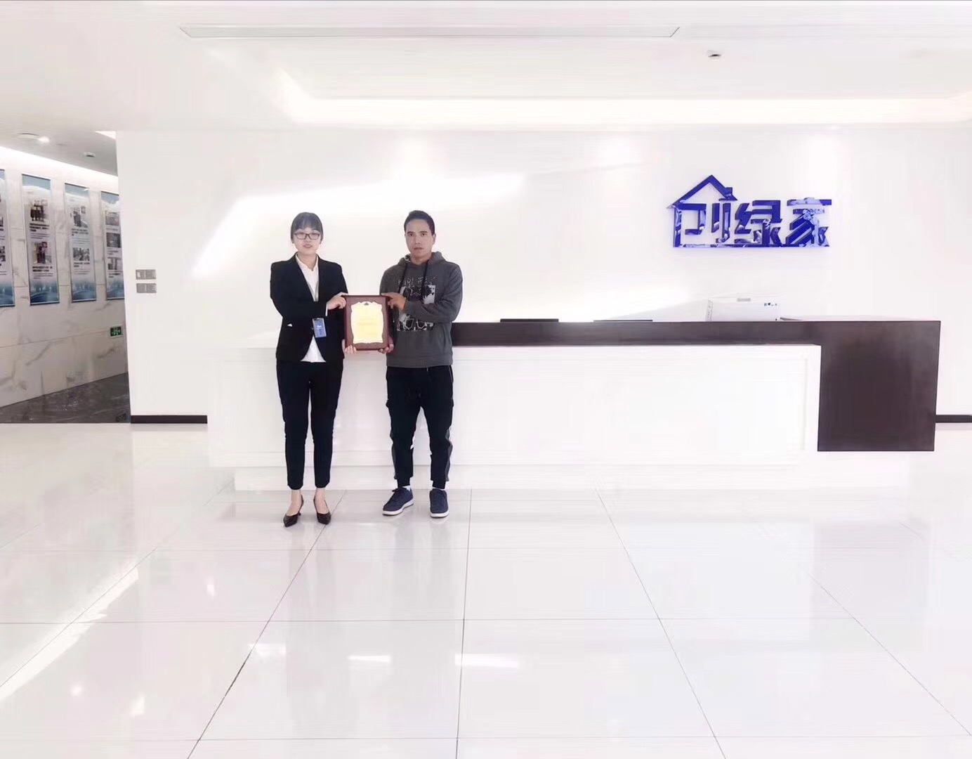熱烈祝賀陳總簽約創(chuàng)綠家河南省縣級市代理! 熱烈祝賀陳總簽約創(chuàng)綠家河南省縣級市代理!