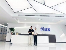 熱烈祝賀劉總簽約創(chuàng)綠家安康市區(qū)級(jí)代理!