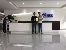熱烈祝賀王總簽約創(chuàng)綠家南京市區(qū)級代理!