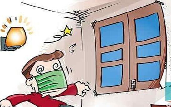 窗簾氣味刺鼻、甲醛超標，業主還以為是天然氣漏了……網友：新房子裝修后怎么去甲醛？